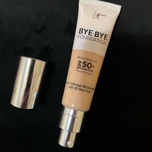 It Cosmetics Bye Bye Foundation Fair Light new unused